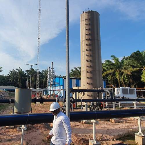 Tim Ahli PT Aqua Jaya Sumber: Mengunjungi Pabrik Kelapa Sawit di salah satu Pabrik yang berada di Kalimantan